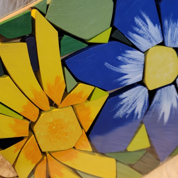 Sunny Flowers Serving Tray (2007) - Picture 2 of 6